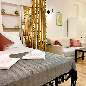 https://cosy-modern-studio-in-the-heart-of-nice-with-ac.fr-provencehotel.com